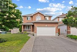 14 NEWCASTLE AVENUE  Ottawa, ON K2K 3B4