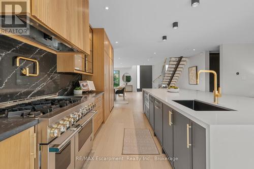 298 Strathcona Drive, Burlington (Shoreacres), ON 