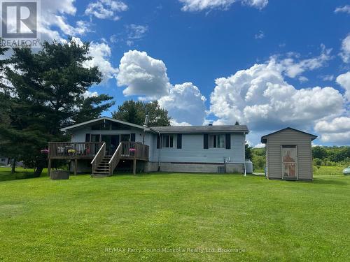 4 Season Cottage or Home on Lake Manitouwabing - 15 Dockside Drive, Mckellar, ON 