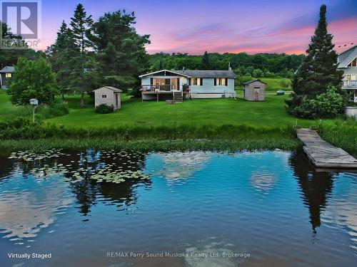 Lake Manitouwabing 4 Season Home or Cottage - 15 Dockside Drive, Mckellar, ON 