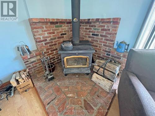 Wett Certified woodstove - 15 Dockside Drive, Mckellar, ON 