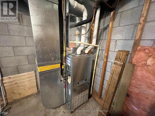 Newer forced air furnace - 15 Dockside Drive, Mckellar, ON 