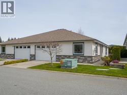4-4415 MANSON AVE Powell River, BC None