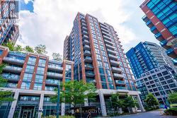 905 - 31 TIPPETT ROAD Toronto, ON M3H 0C8