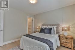 Main Bedroom 2 - 