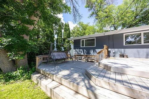 864 Lemay Ave, Winnipeg, MB 
