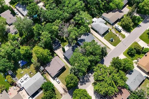 864 Lemay Ave, Winnipeg, MB 
