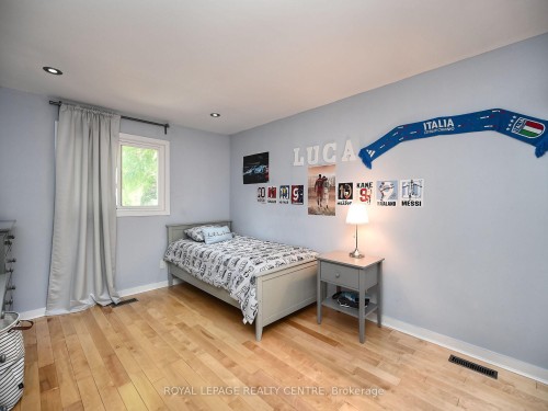 1221 Kos Boulevard, Mississauga, ON 