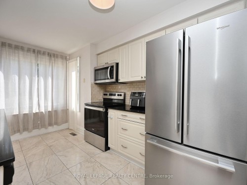 1221 Kos Boulevard, Mississauga, ON 