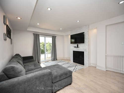 1221 Kos Boulevard, Mississauga, ON 