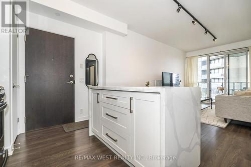 1705 - 10 Park Lawn Road, Toronto, ON 