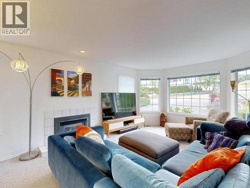4041 Westview Ave, Powell River, BC 