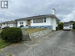 4038 WHALEN AVE Powell River, BC None