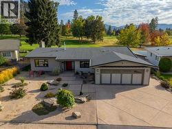 954 Fairway Crescent  Kelowna, BC V1Y 4S7