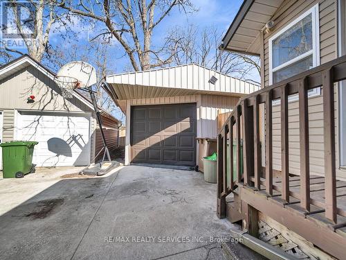 65 Moore Street, St. Thomas, ON 