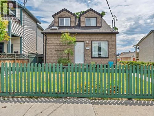506 NELSON Avenue  Penticton, BC V2A 2L2