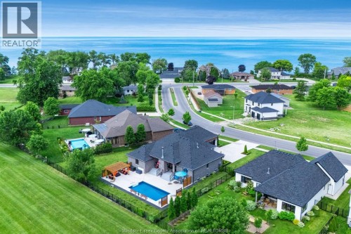 6 Augusta Drive, Leamington, ON 