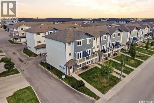 220 212 Willis CRESCENT  Saskatoon, SK S7T 0R6