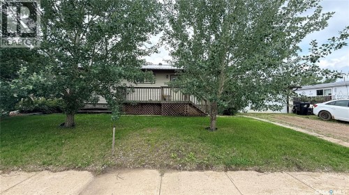 709 Bradley Avenue, Bienfait, SK 
