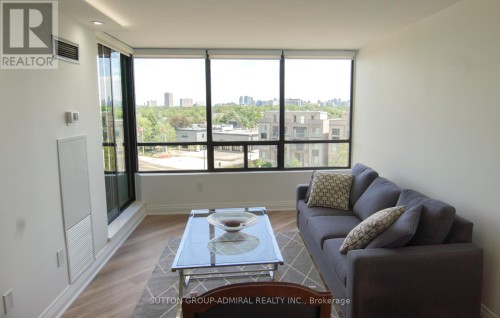 #606 - 7420 BATHURST STREET  Vaughan, ON L4J 6X4
