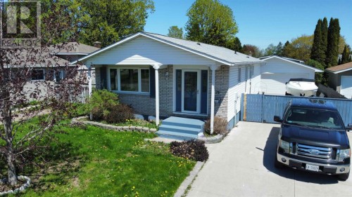 78 Chartwell DR  Sault Ste. Marie, ON P6A 6A2