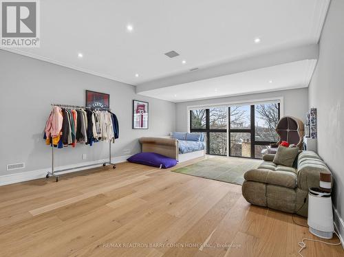 4 Forest Wood, Toronto, ON 
