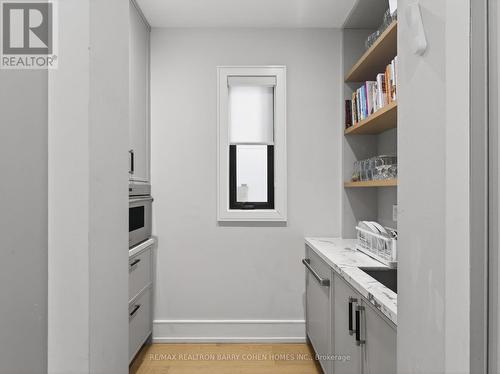 4 Forest Wood, Toronto, ON 