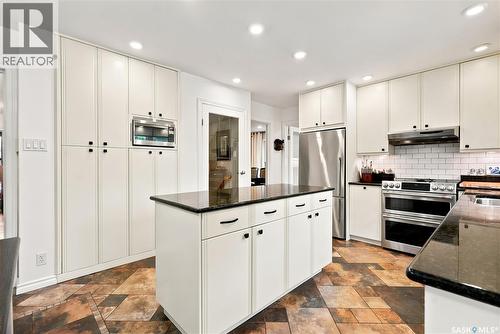 306 Nokomis Place, Saskatoon, SK 