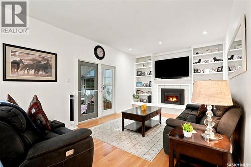 306 Nokomis Place, Saskatoon, SK 
