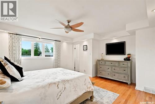 306 Nokomis Place, Saskatoon, SK 