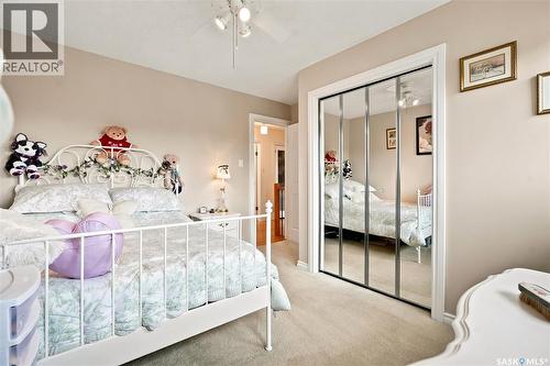 306 Nokomis Place, Saskatoon, SK 
