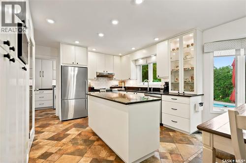 306 Nokomis Place, Saskatoon, SK 