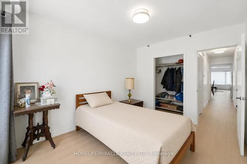 1585 Coram Crescent, Mississauga, ON 