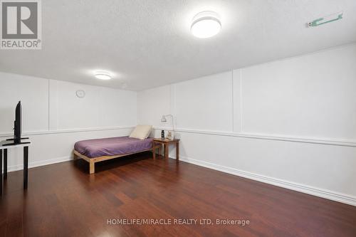 1585 Coram Crescent, Mississauga, ON 