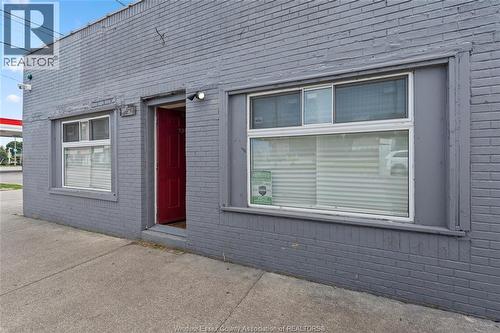 939 WYANDOTTE STREET East  Windsor, ON N9A 3K1