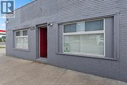 939 WYANDOTTE STREET East  Windsor, ON N9A 3K1