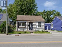 16 MCNAUGHTON AVENUE Wallaceburg, ON N8A 1R8