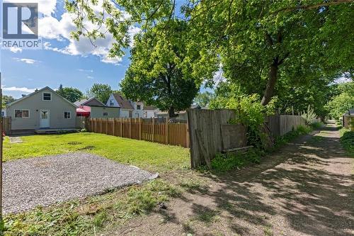 92 East 24Th Street, Hamilton, ON 
