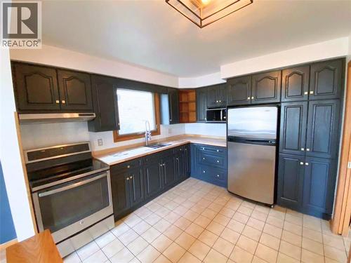 25 Durco Avenue, Sarnia, ON 