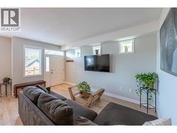 457 Nelson Avenue Unit# 102 Penticton, BC V2A 2L3