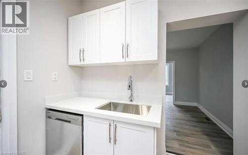 1024 Cannon Street E, Hamilton, ON 