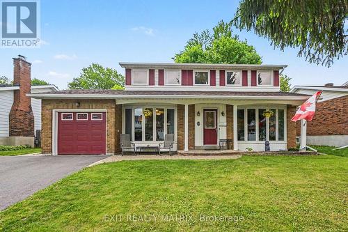 18 HIGHPARK CRESCENT  Ottawa, ON K1B 3G8