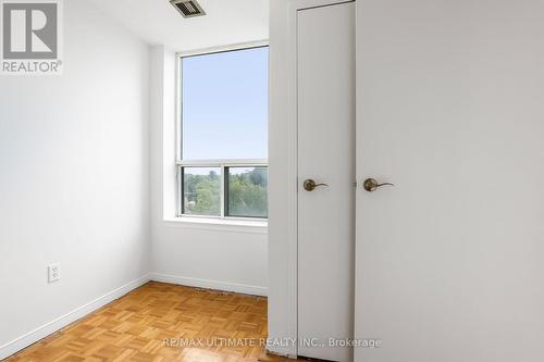 Ph06 - 955 O'Connor Drive, Toronto, ON 