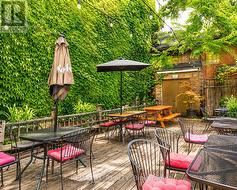 293 RONCESVALLES AVENUE Toronto, ON M6R 2M3