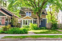 915 Temperance STREET  Saskatoon, SK S7N 0N3