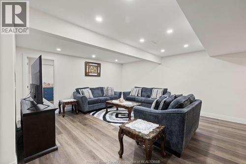 2431 Barkley Avenue, Windsor, ON 