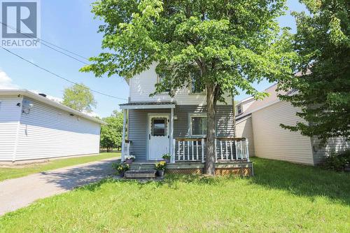 36 Fauquier AVE  Sault Ste. Marie, ON P6B 2P1
