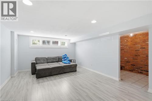 33 Debora Drive, Grimsby, ON 