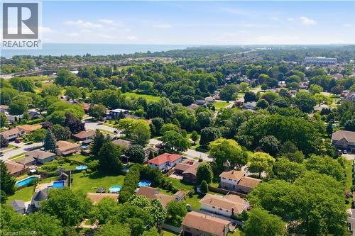 33 Debora Drive, Grimsby, ON 