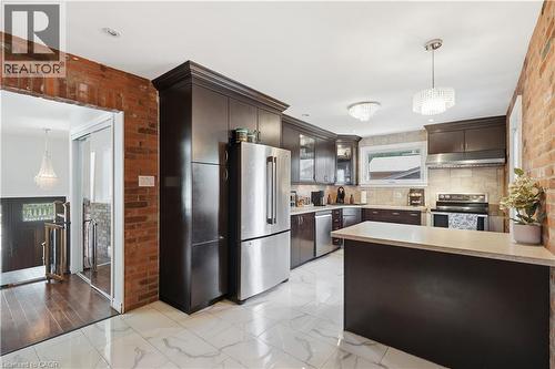 33 Debora Drive, Grimsby, ON 